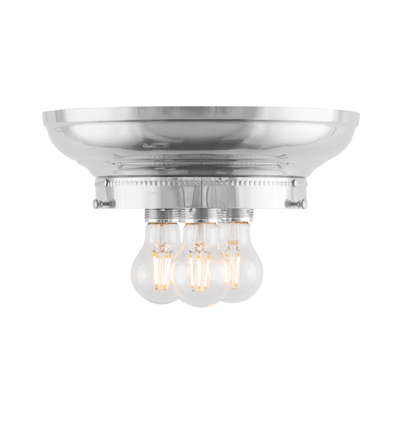 Fröding 200 Nickel från Karlskrona lampfabrik - Lampan &auml;r f&ouml;rsedd med tre ljusk&auml;llor f&ouml;r en j&auml;mnare och behagligare ljusbild, vilket &auml;r s&auml;rskilt viktigt vid anv&auml;ndandet av slipade kristallglas.