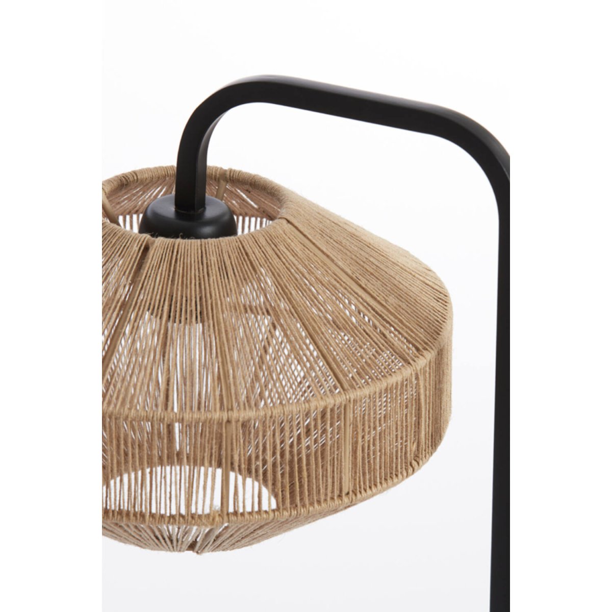 Lyra 60cm Natur bordslampa från Light & Living - Dess luftiga design ger ett bohemiskt och stilrent uttryck som passar perfekt i b&aring;de modernt och rustikt inredda hem.