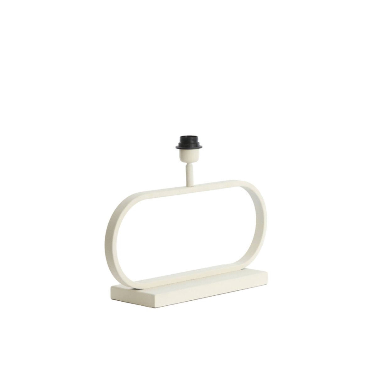 Jamiro 30cm Krämvit från Light & Living - Den ovala formen i kr&auml;mvit metall ger lampfoten ett elegant och luftigt uttryck, perfekt f&ouml;r dig som vill ha en diskret men &auml;nd&aring; i&ouml;gonfallande detalj i ditt hem.