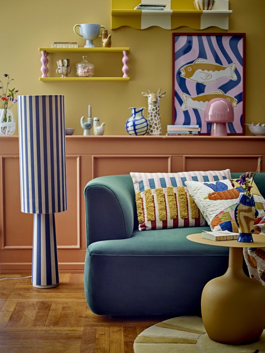 Paddy 26cm Rosa bordslampa från Bloomingville - Varje lampa &auml;r unikt tillverkad, vilket inneb&auml;r att sm&aring; variationer i f&auml;rg och form kan f&ouml;rekomma &ndash; och det &auml;r just det som g&ouml;r Paddy s&aring; speciell.