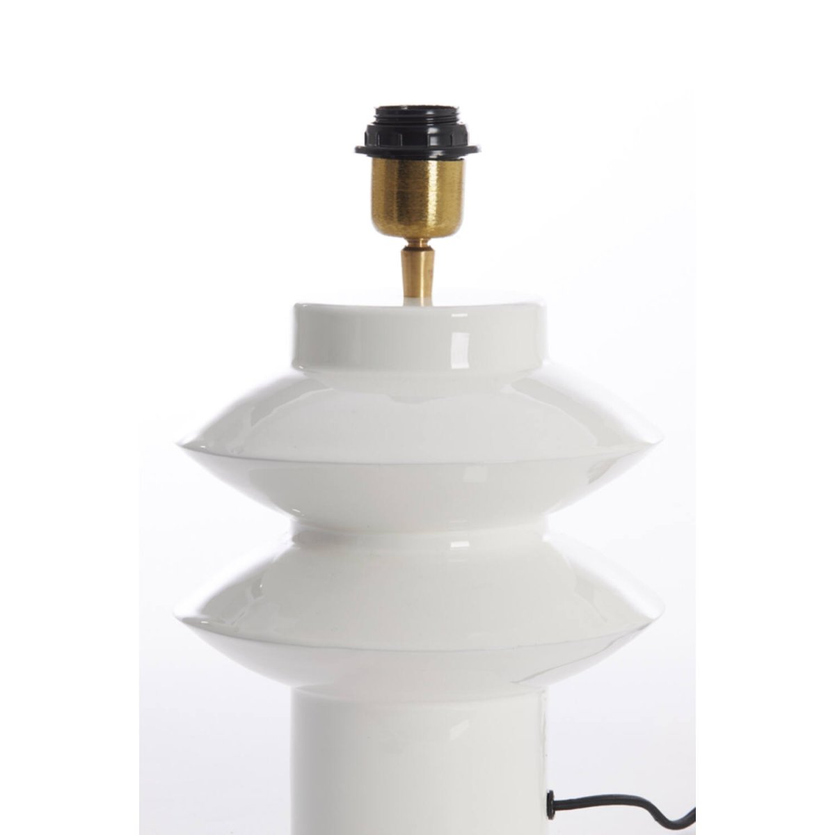 Petch 26cm Vit från Light & Living - Placera den i vardagsrummet, sovrummet eller hallen och kombinera med en lampsk&auml;rm f&ouml;r att skapa en personlig och elegant atmosf&auml;r!