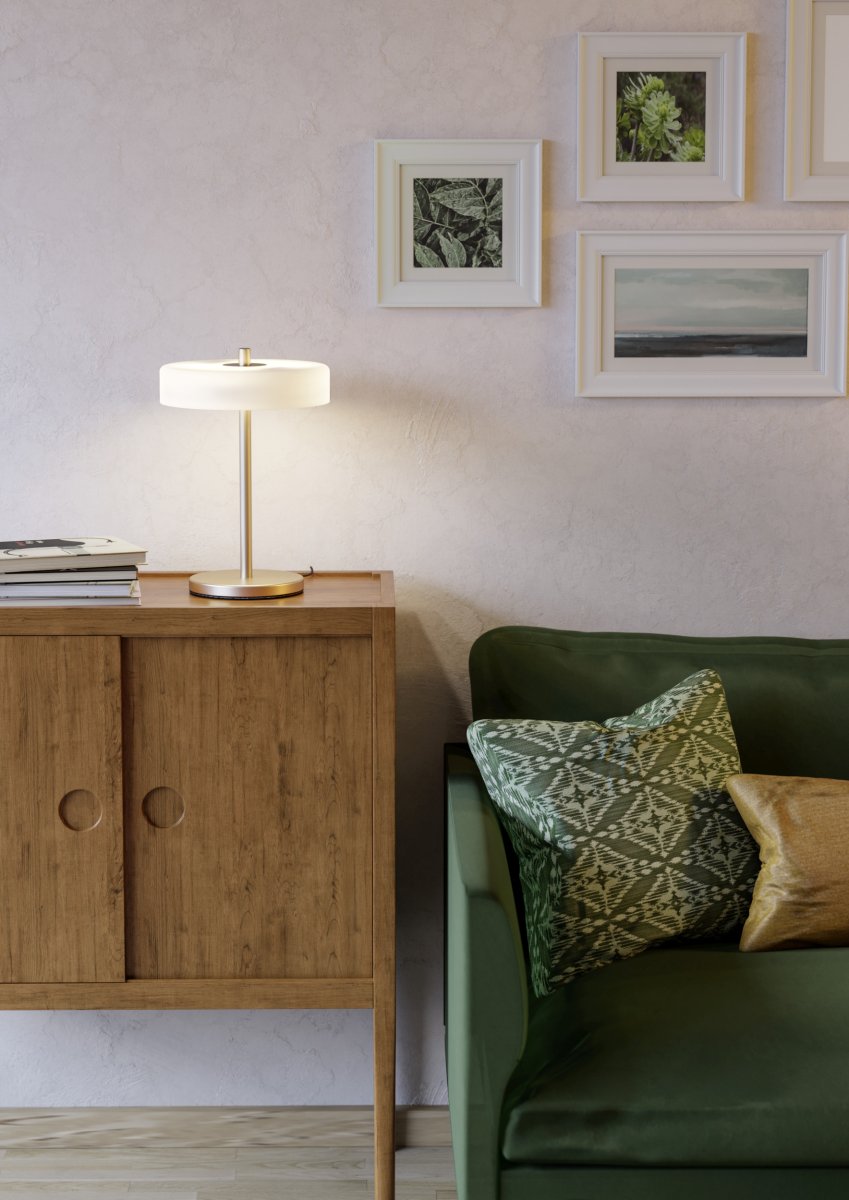 Salve 33cm Nickel bordslampa från Eglo - Salve bordslampa har en lampfot av metall med en matt nickelfinish och en rund kupa i opalglas som ger lampan ett mjukt och behagligt uttryck.
