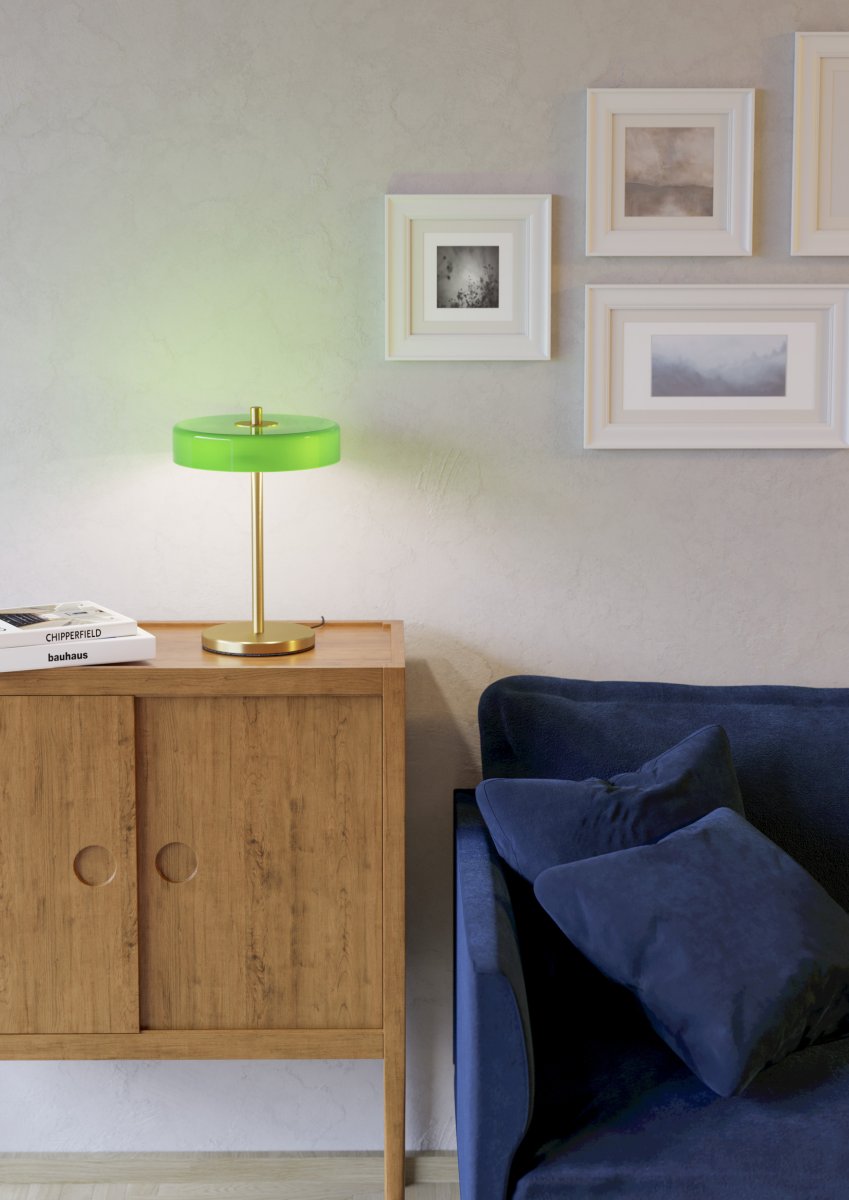 Salve 33cm Mässing bordslampa från Eglo - Salve bordslampa har en lampfot i metall med m&auml;ssingfinish och en rund kupa i gr&ouml;nt glas som ger lampan ett mjukt och behagligt uttryck.