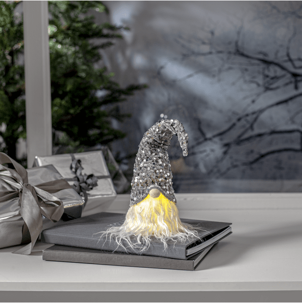 Joylight Tomte Silver från Star Trading - Batteridriven lysande tomte med glittrig luva.
