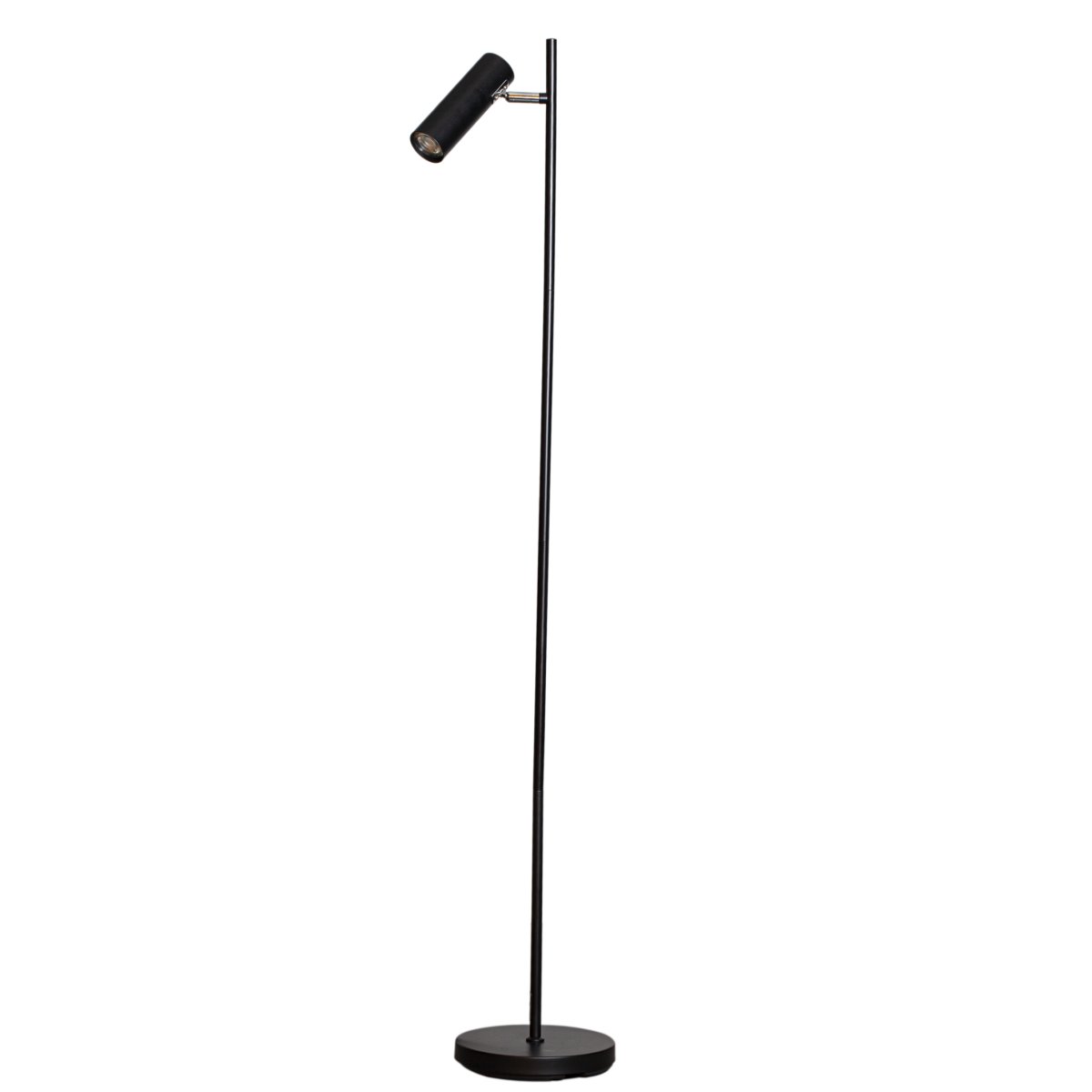 Zoom bild av Alpha Svart golvlampa från Cottex - Den r&ouml;rliga spotlighten g&ouml;r det enkelt att rikta ljuset dit det beh&ouml;vs och passar perfekt f&ouml;r exempelvis l&auml;sning eller som riktad belysning i rummet.