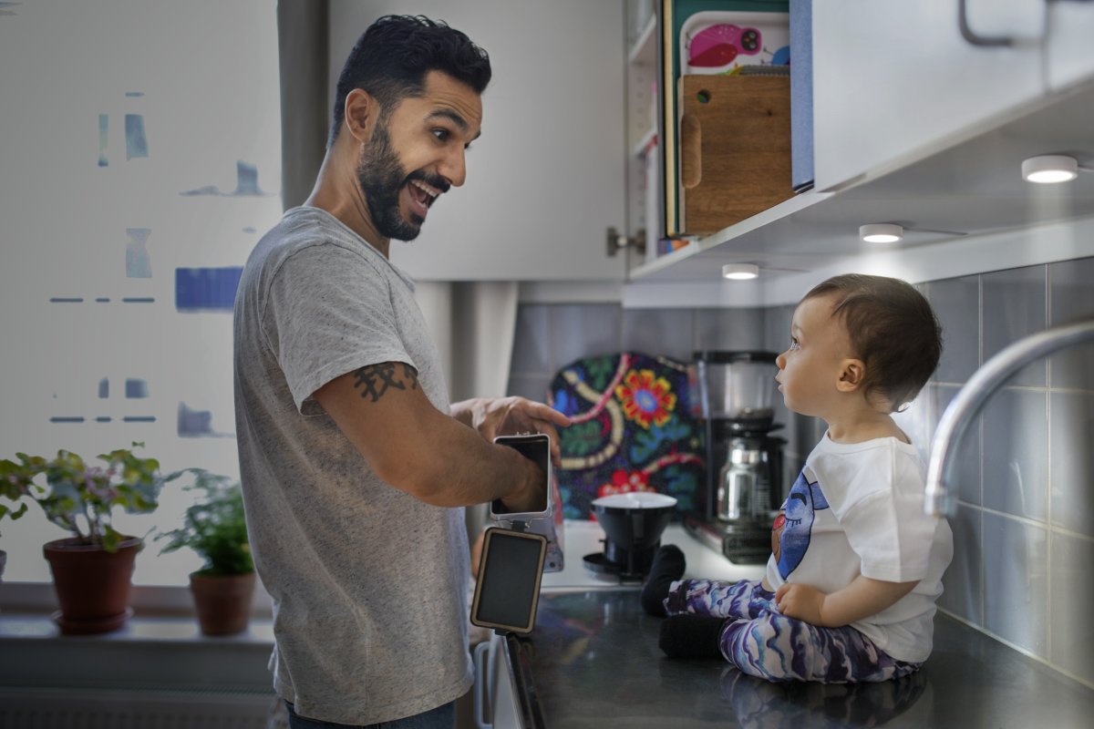 Spot Puck 3x3W Vit från Ledvance - De har enhetlig ljusf&ouml;rdelning och avger ett varmvitt ljus p&aring; 3x330lm.