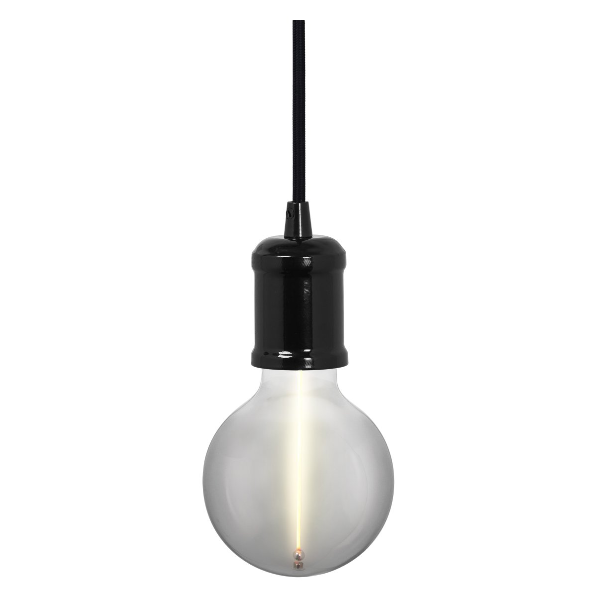 Bobbin Ø10 Svart taklampa från Osram - Det simpla upph&auml;nget ger dig m&aring;nga m&ouml;jligheter, du kan f&ouml;rslagsvis placera flera i grupp eller i rad &ouml;ver matbordet eller i vardagsrummet.