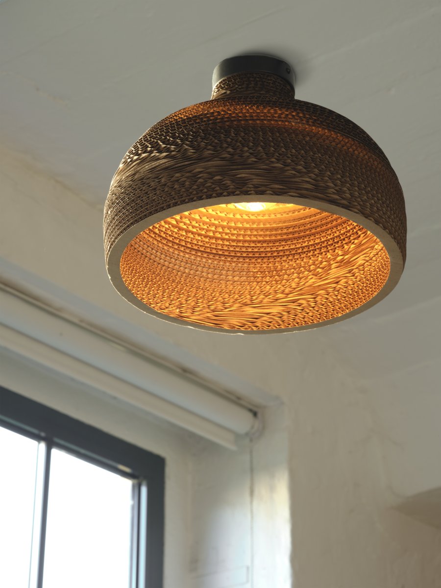 Cardboard Hat Ø36 Brun plafond från Ledvance - Cardboard &auml;r en simpel palfond med h&aring;llbar design.