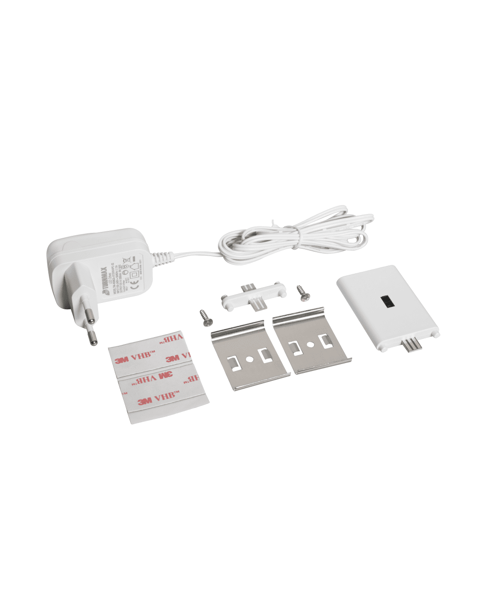 Slim Sensor 55cm Vit från Ledvance - Ut&ouml;ver det &auml;r lampan utrustad med IR-sensor, s&aring; den t&auml;nds och sl&auml;cks genom r&ouml;relse inom 5cm avst&aring;nd.