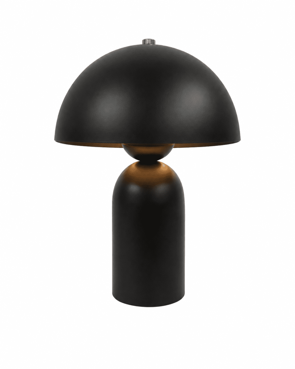 Capello 35cm Svart bordslampa från Nordic Lighting - Den dekorativa kromdetaljen p&aring; toppen ger ett elegant lyft och g&ouml;r lampan till ett vackert inslag i b&aring;de sovrum, vardagsrum och hall.