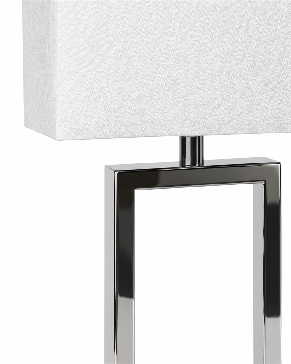 Gemma 52cm Krom bordslampa från Nordic Lighting - Den vita, rektangul&auml;ra lampsk&auml;rmen i textil sprider ett mjukt och behagligt ljus som passar perfekt i b&aring;de sovrum, vardagsrum och hall.