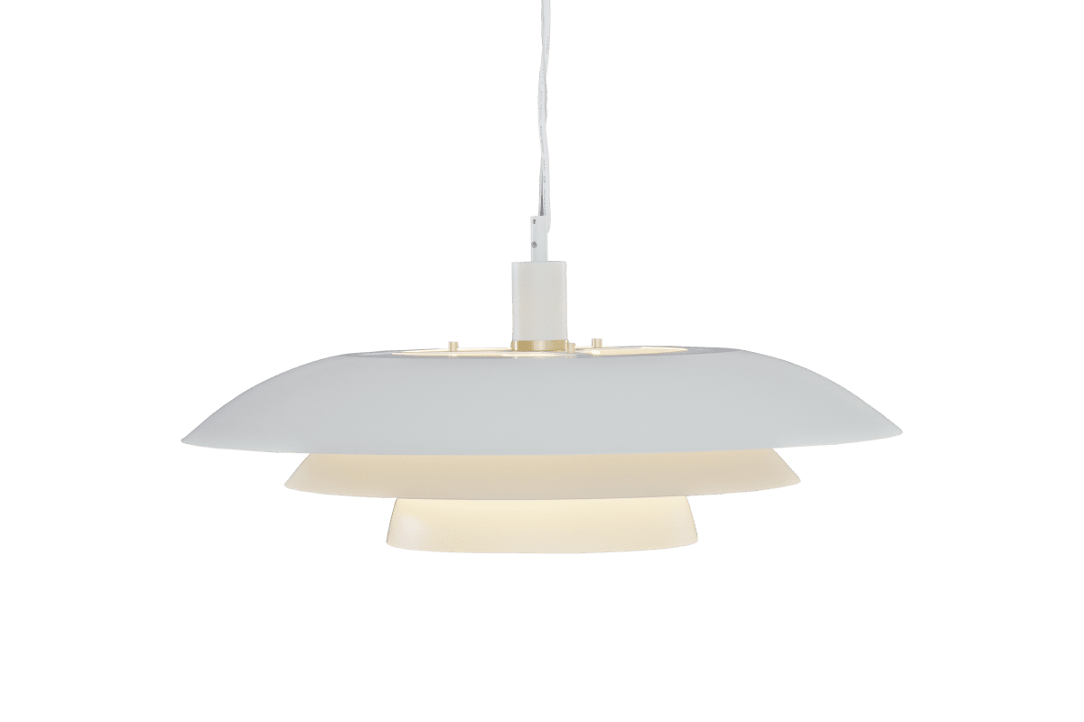Epsilon Ø56 Mattvit taklampa från Aneta Lighting - Till Epsilon medf&ouml;ljer dubbla upps&auml;ttningar dekorringar och knoppar, v&auml;lj mellan krom och matt m&auml;ssing beroende p&aring; vad som passar b&auml;st i just ditt hem.