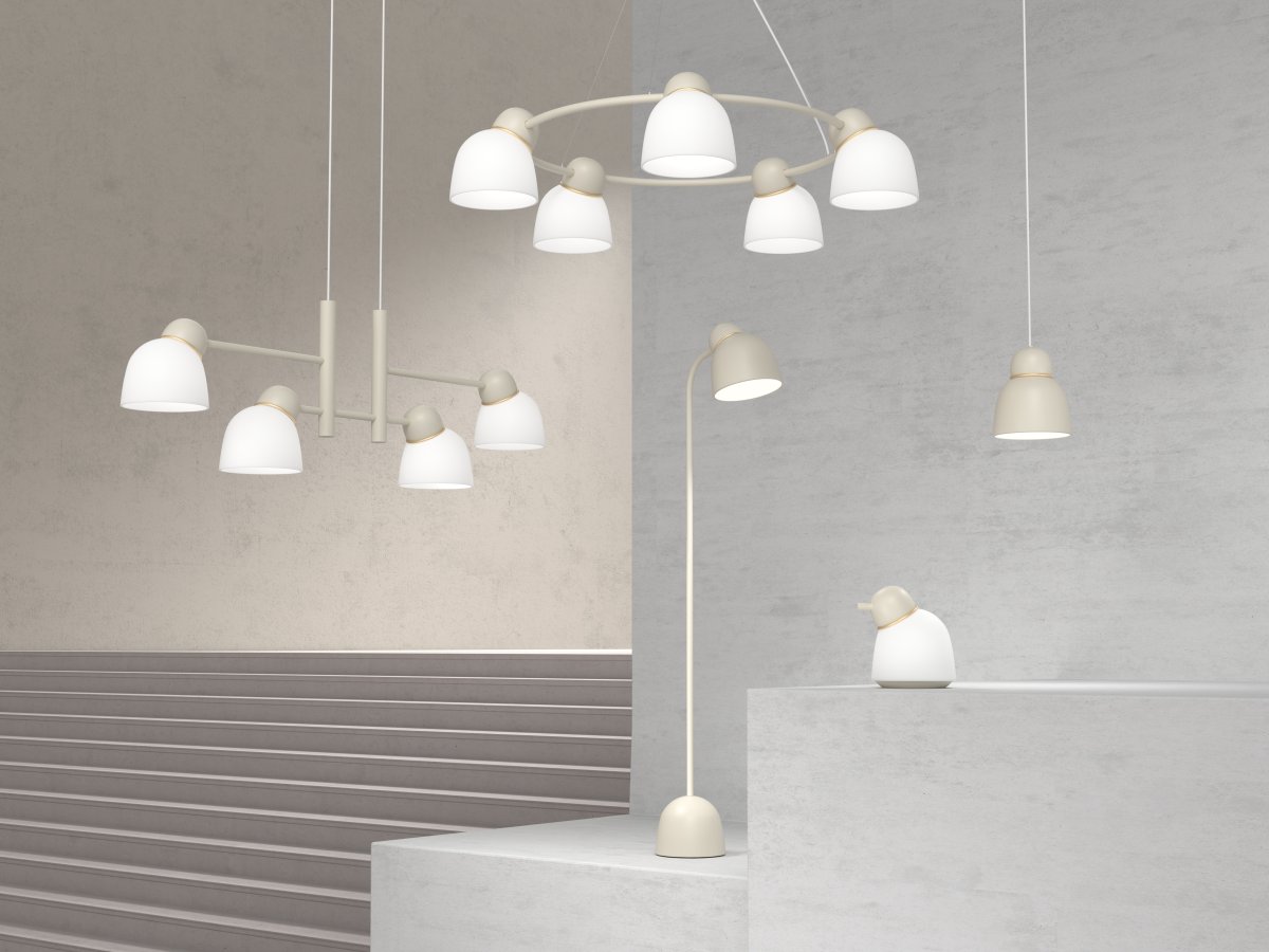 Bird Sand/mässing golvlampa från Belid - Vacker golvlampa med en banbrytande tolkning av traditionell design.