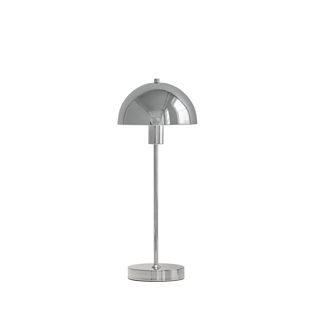 Zoom bild av Vienda 50cm Krom bordslampa från Herstal - Lampan sprider ett mjukt och behagligt ljus och passar lika fint p&aring; sidobordet i vardagsrummet som p&aring; nattduksbordet i sovrummet.