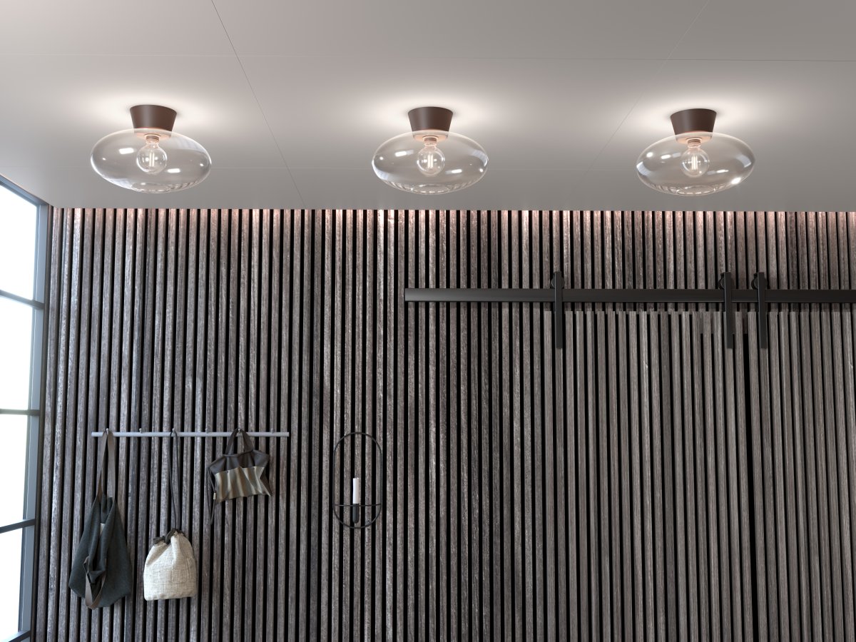 Bullo Ø38 Oxid/transparent plafond från Belid - En n&aring;got st&ouml;rre plafond tillverkad av lackad metall och klart eller opalt glas, den ger en touch av elegans till alla rum.