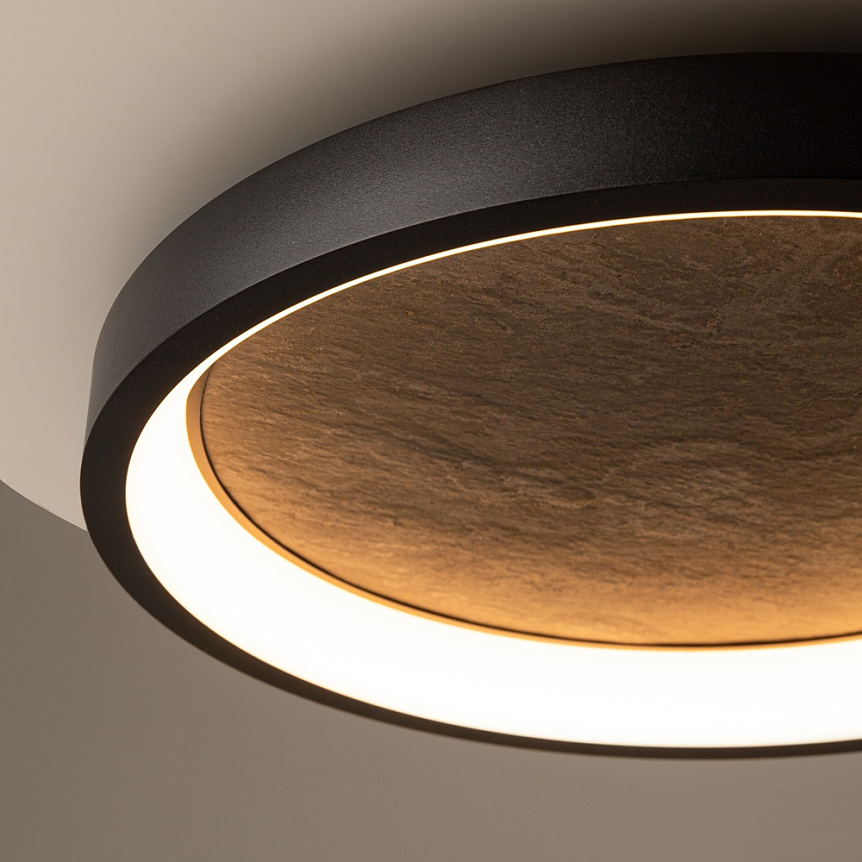 Orign Ø60 Svart plafond från Maytoni - Orign &auml;r en plafond i metall med en elegant stenimitation i mitten som ger ett naturligt och exklusivt intryck.