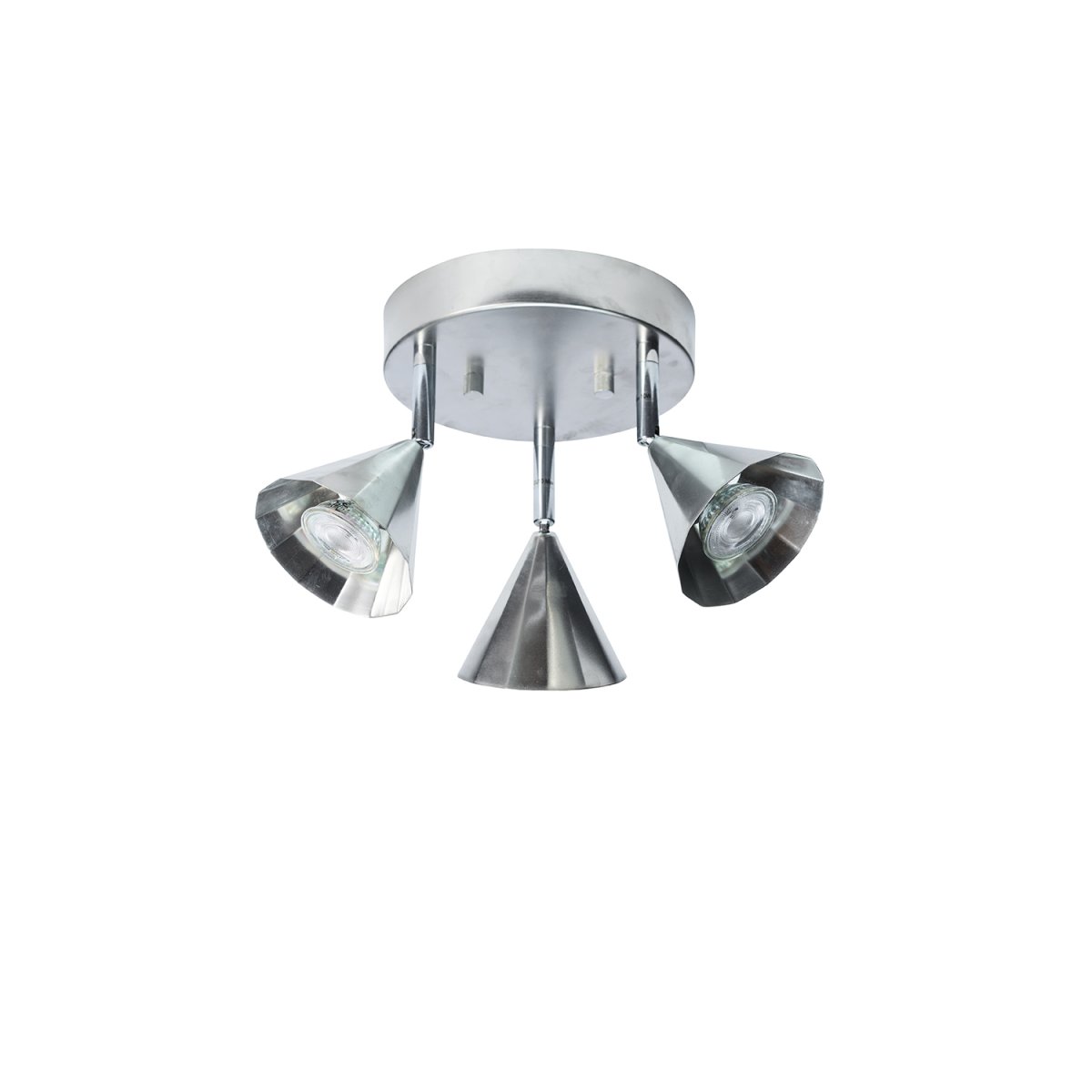 Rain 3 Silver spotlight från CO Bankeryd - Plafonden sprider ett j&auml;mnt ljus som skapar en behaglig atmosf&auml;r, och dess stilrena form g&ouml;r den till en diskret men elegant detalj i alla typer av inredningar.