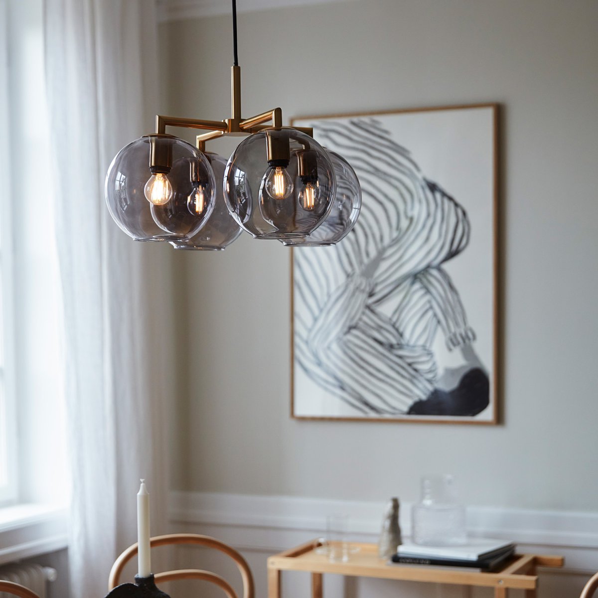 Ture Ø45 Mässing taklampa från CO Bankeryd - Ture taklampa passar &ouml;ver matbordet d&auml;r den ger ett fint sken eller &ouml;ver soffbordet f&ouml;r att s&auml;tta stilen i vardagsrummet.