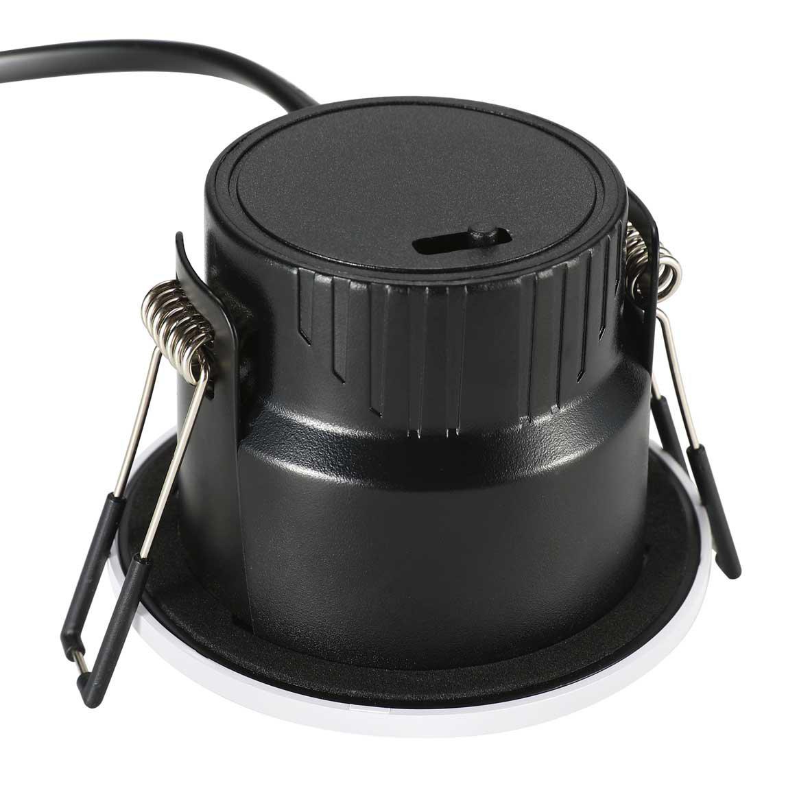 Cheapy 4CCT 4-pack Vit från Designlight - Cheapy &auml;r IP65-klassad, vilket g&ouml;r den s&auml;ker att installera i badrum och andra fuktiga utrymmen.