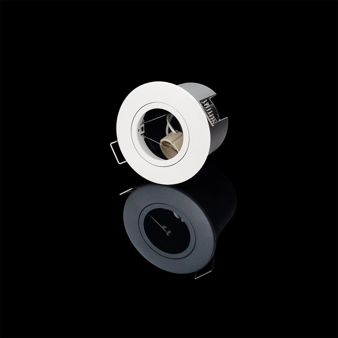 Tenny Downlight GU10 Vit från Designlight - Denna downlight &auml;r framtagen f&ouml;r ljusk&auml;llor med GU10-sockel och ger dig full flexibilitet att sj&auml;lv v&auml;lja ljusk&auml;lla utifr&aring;n &ouml;nskad ljusstyrka och ljustemperatur.