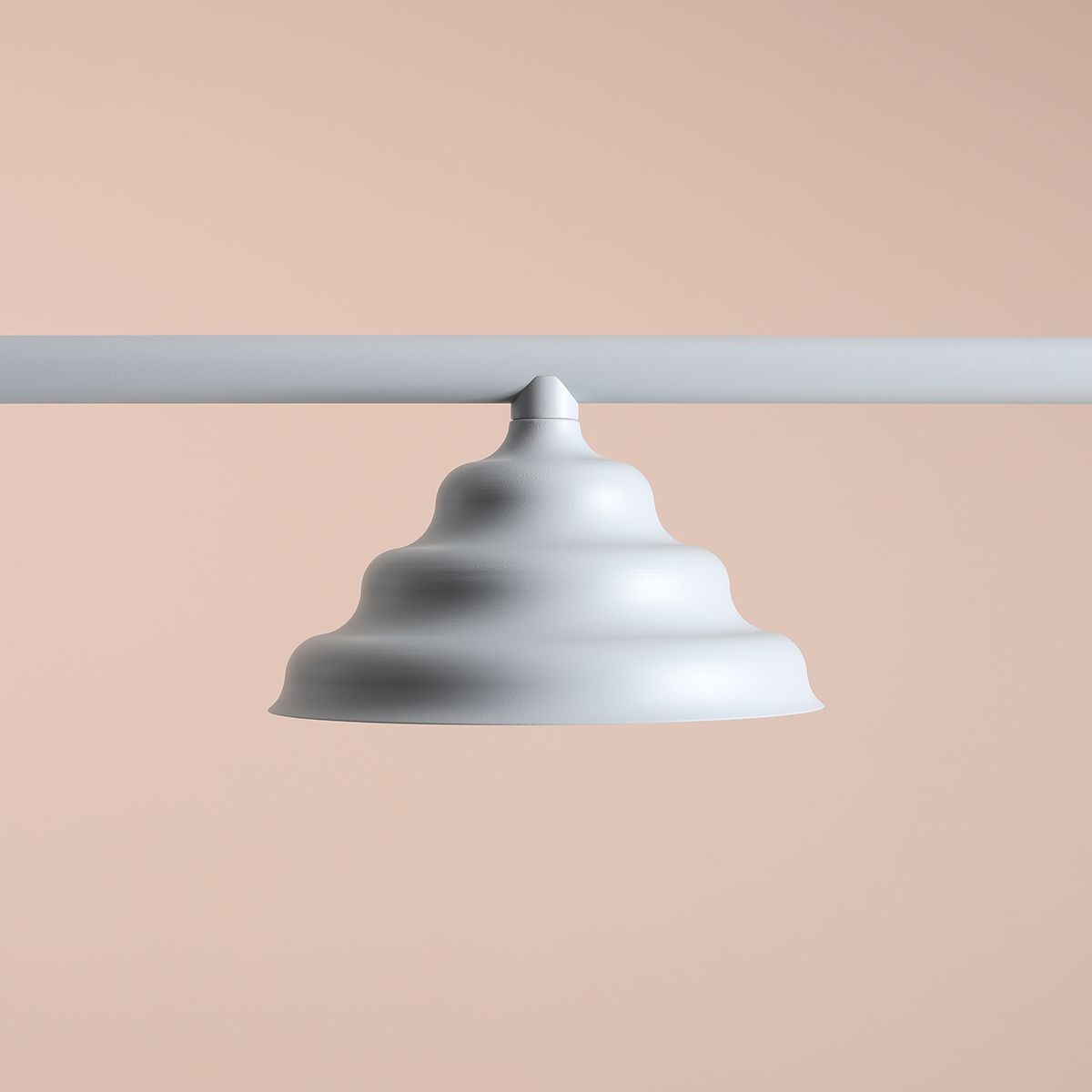 Wave 106cm Blå taklampa från Artera - Wave &auml;r en modern pendel med retro design vilket g&ouml;r den till en m&aring;ngfaldig belysning och passar in i alla hem.