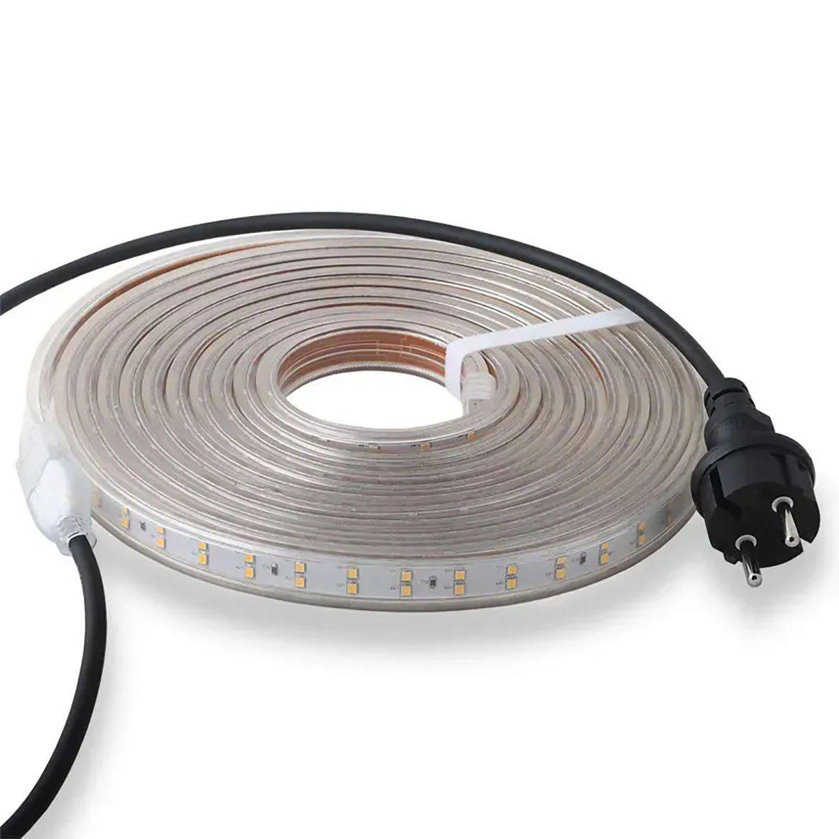 Arb Bel DB-553 230V 5m från Designlight - Alternativ f&ouml;r dig som har behov av komplett LED-slinga p&aring; 5m som &auml;r redo att kopplas in med inkluderad 3m kabel med stickpropp.