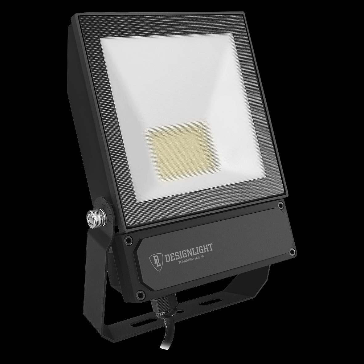 Elly Strålkastare 50W Svart från Designlight - Den &auml;r ett utm&auml;rkt val f&ouml;r belysning av uppfarter, entr&eacute;er, uteplatser, g&aring;rdsytor och andra utomhusmilj&ouml;er d&auml;r ett j&auml;mnt och effektivt ljus &ouml;nskas.