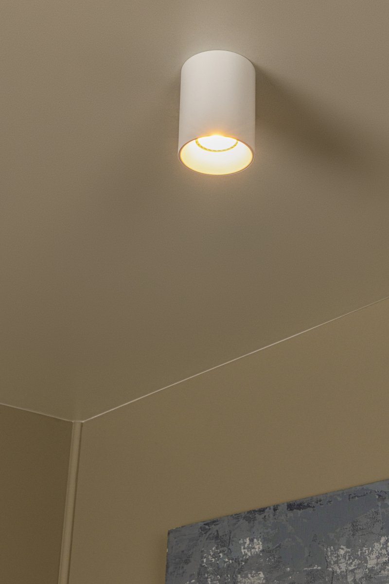 Gerti Vit spotlight från Lucide - Placera flera spotlights i rad i hallen f&ouml;r ett enhetligt intryck eller montera dem i grupp i vardagsrummet f&ouml;r att framh&auml;va utvalda delar av inredningen.