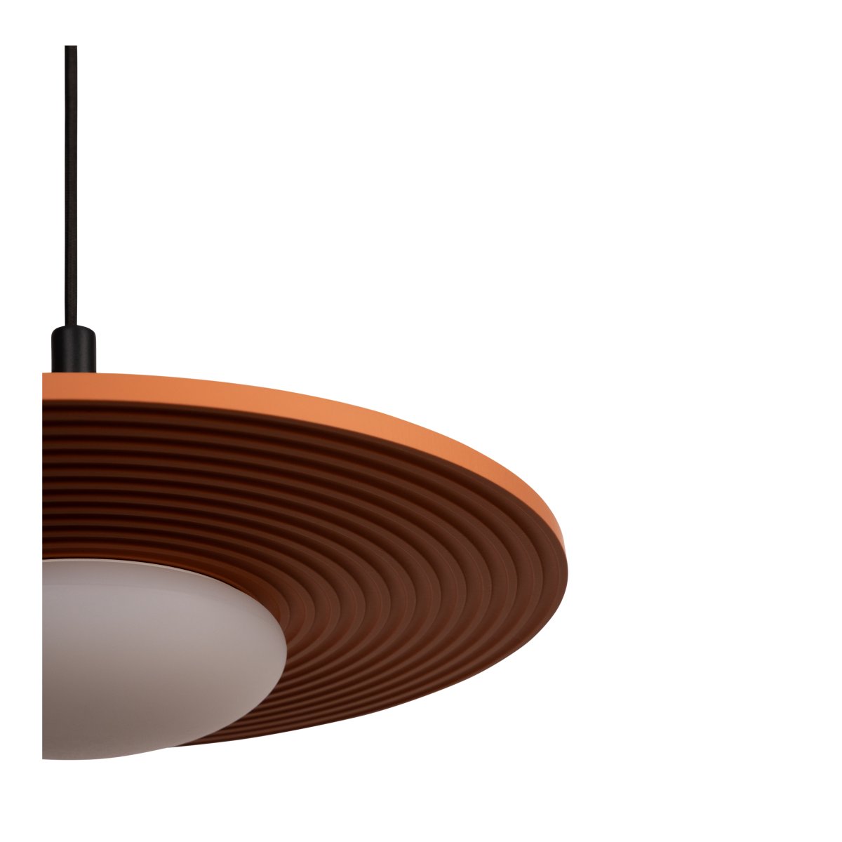 Carmino Ø38 Terracotta taklampa från Lucide - Carmino takpendel har ett modernt uttryck med en platt sk&auml;rm av tr&auml; i en varm terrakottaf&auml;rg.