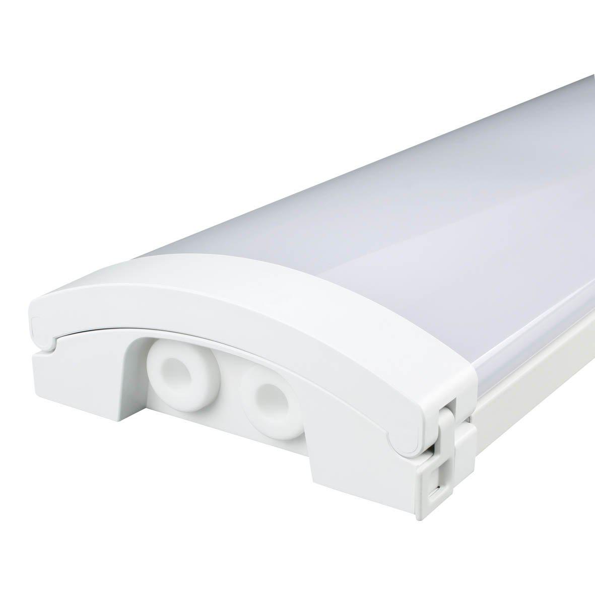 Liny Grab 3000/4000K 120cm Vit från Designlight - Liny Grab &auml;r en elegant och l&aring;gbyggd allm&auml;nbruksarmatur utvecklad f&ouml;r att leverera effektiv och behaglig belysning i en rad olika milj&ouml;er.