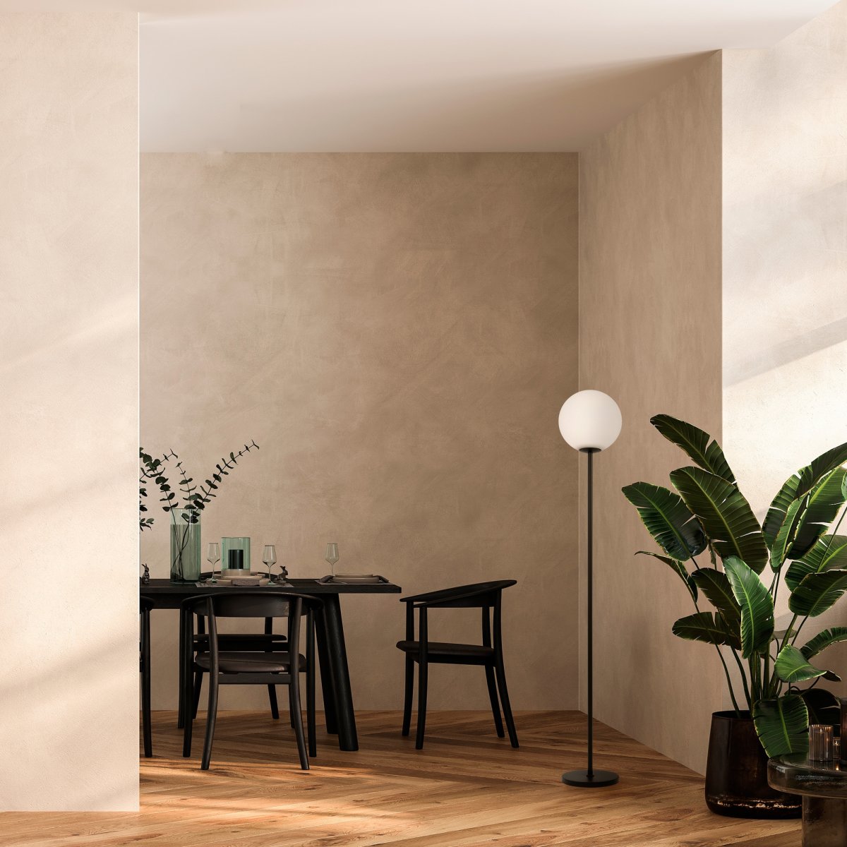 Ring Svart golvlampa från Maytoni - Den minimalistiska designen g&ouml;r lampan till ett perfekt tillskott i vardagsrummet eller sovrummet f&ouml;r att skapa en behaglig belysning och ett stilrent uttryck.