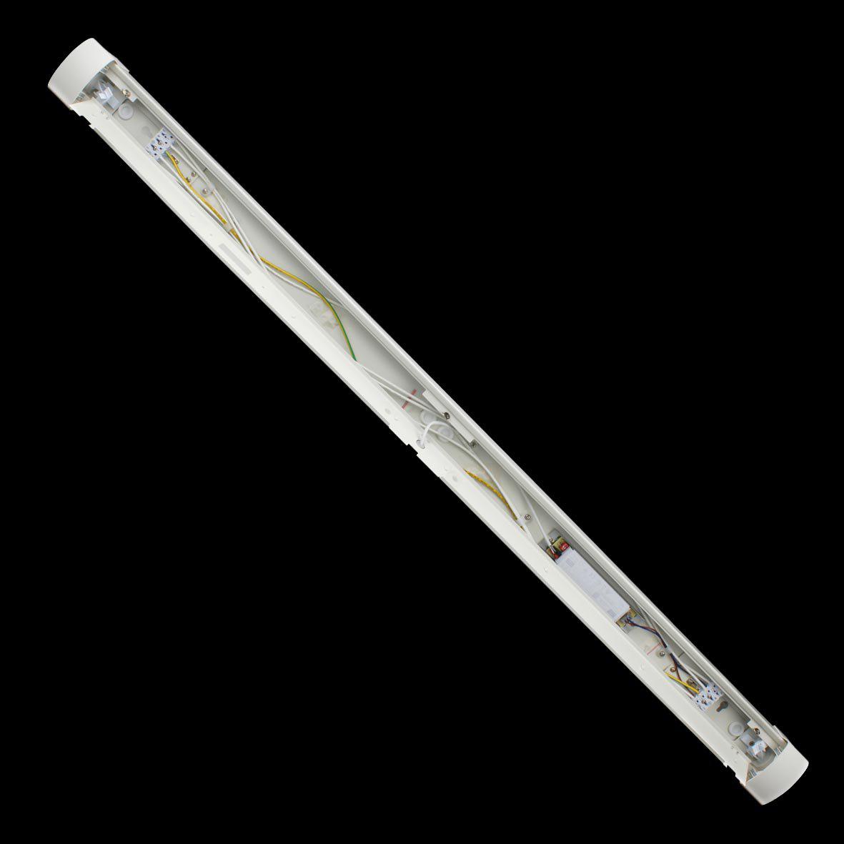 Liny Basic 3000K 130cm Vit från Designlight - Liny Basic &auml;r en robust och energieffektiv industriarmatur med LED-teknik, framtagen f&ouml;r allm&auml;nbelysning i industri- och verksamhetsmilj&ouml;er d&auml;r ett varmvitt ljus &ouml;nskas.
