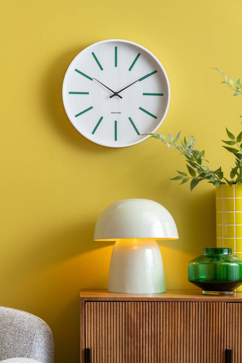 Masivo Seta 34cm Grön bordslampa från Leitmotiv - Lampans rundade former skapar en harmonisk k&auml;nsla och g&ouml;r den till en tydlig inredningsdetalj.