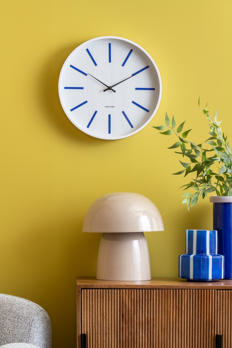 Masivo Seta 34cm Beige bordslampa från Leitmotiv - Lampans rundade former skapar en harmonisk k&auml;nsla och g&ouml;r den till en tydlig inredningsdetalj.