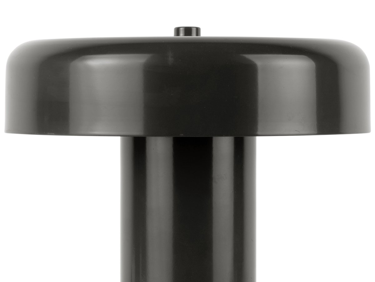 Riqueza Palo 26cm Svart bordslampa från Leitmotiv - Riqueza Palo &auml;r en stilren bordslampa av metall med blank finish i svart f&auml;rg.