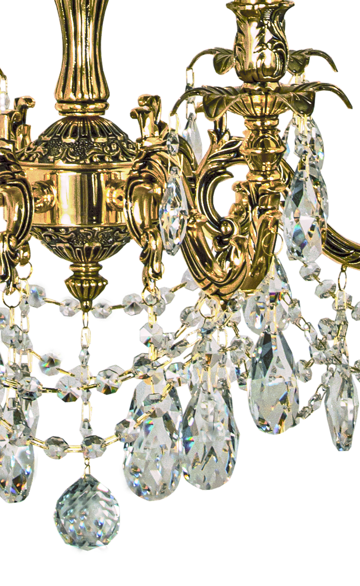 Versailles Ø55 Antikmässing taklampa från Aneta Lighting - De dekorativa detaljerna i kombination med de klara K9 kristallerna skapar en h&auml;rlig ljusspridning i rummet.