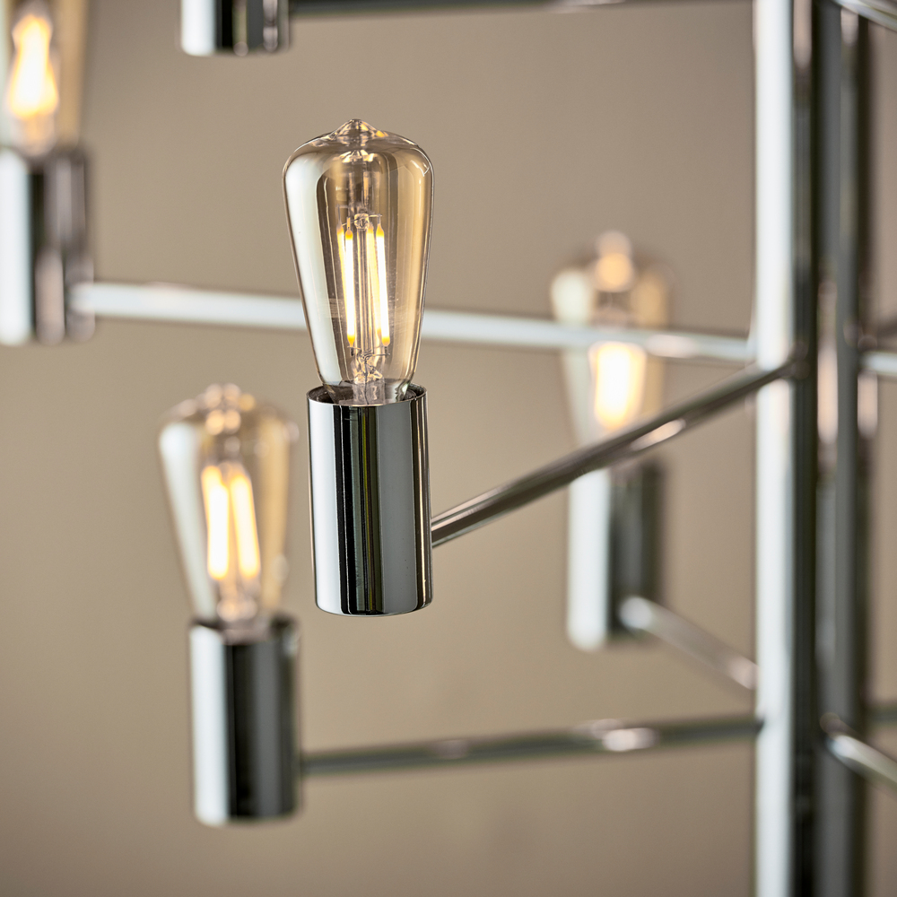 Manola 12 Ø60 Krom taklampa från Herstal - Manola &auml;r en tidl&ouml;s ljuskrona med tolv armar som skapar ett imponerande uttryck i rummet.