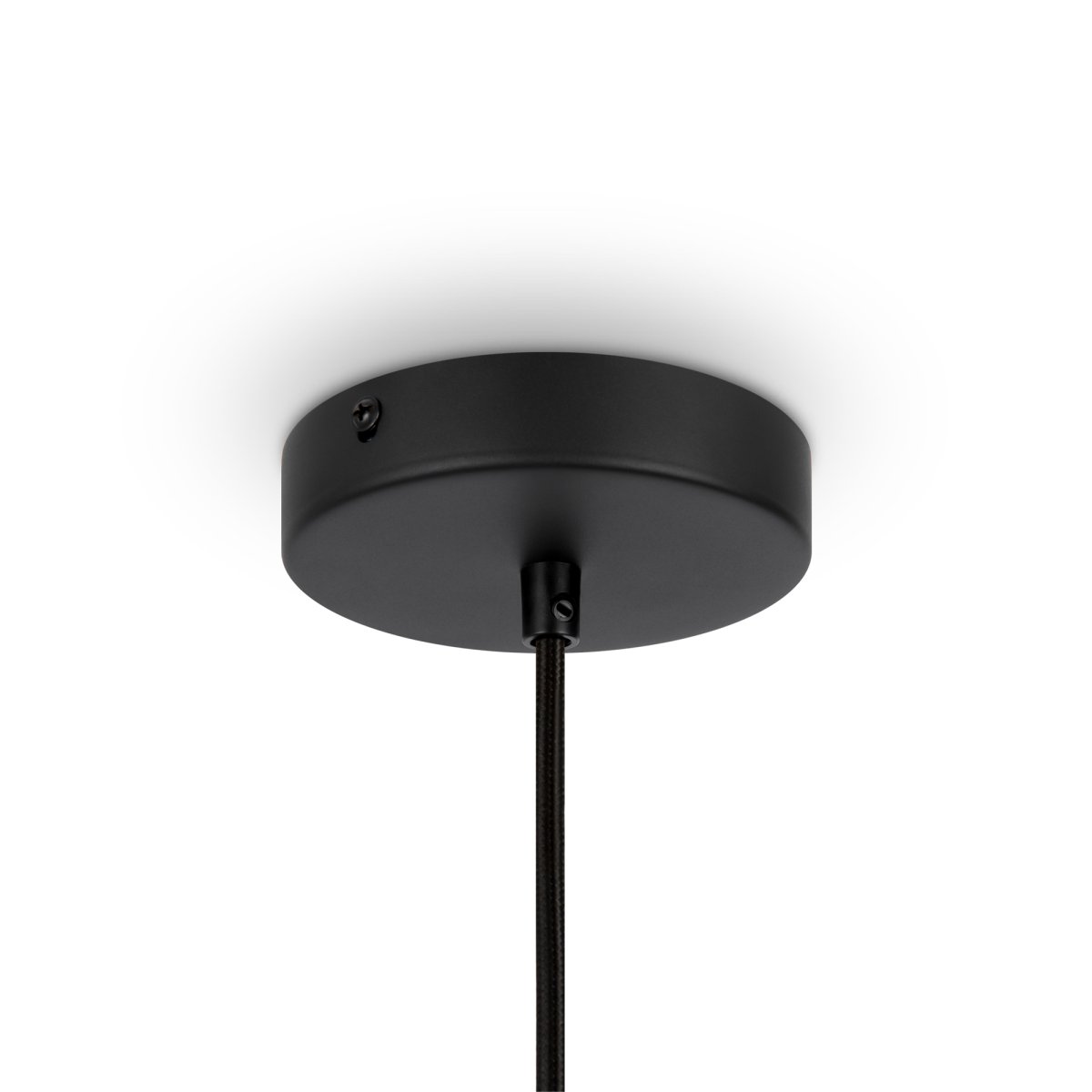 Roots Ø20 Natur taklampa från Maytoni - Roots pendel &auml;r tillverkad av tr&auml; och metall och har en stilren design som ramar in ljusk&auml;llan p&aring; ett unikt s&auml;tt.