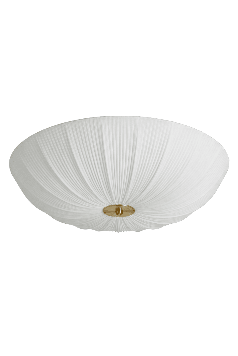 Lady Ø55 Vit plafond från Aneta Lighting - Kombinationen av den ljusa textilen och detaljerna i m&auml;ssing ger lampan ett stilfullt och tidl&ouml;st uttryck.