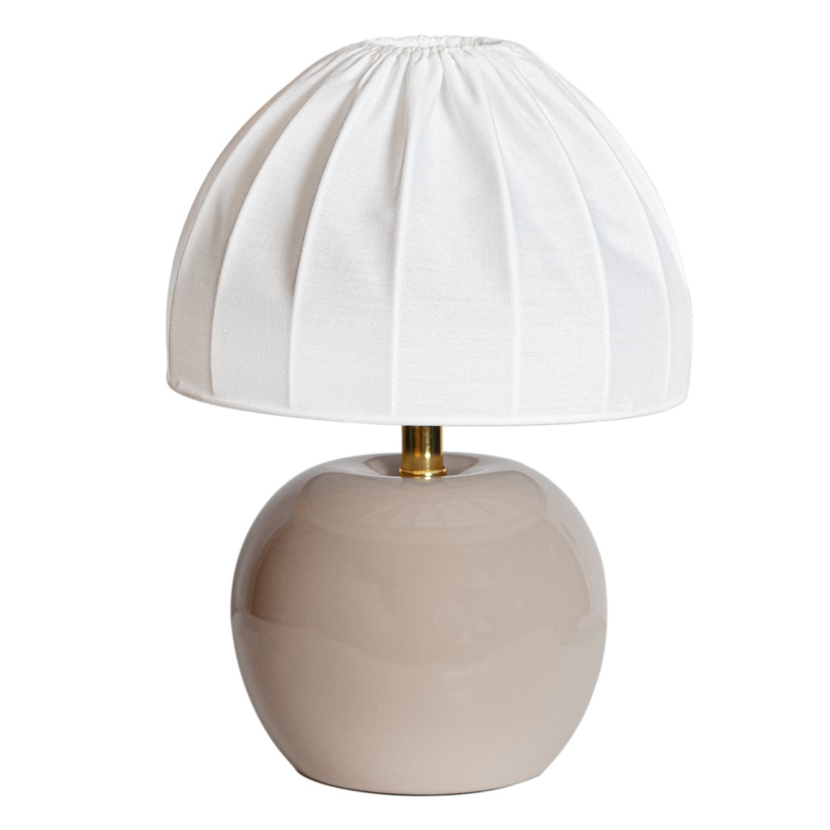 Peach 27cm Beige bordslampa från Cottex - Peach &auml;r en charmig bordslampa som kombinerar mjuka f&auml;rger med en lekfull form.