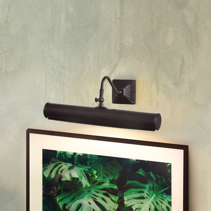 Picture 39cm Brons från Elstead Lighting - En enkel serie av stilrena och eleganta tavelbelysningar i m&ouml;rk brons finish.