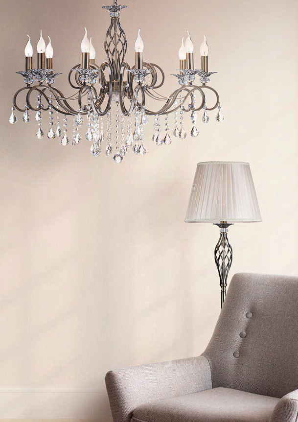 Grace Ø85 Brons taklampa från Maytoni - Dess klassiska design med svepande armar och kristalldetaljer skapar en tidl&ouml;s och sofistikerad atmosf&auml;r.
