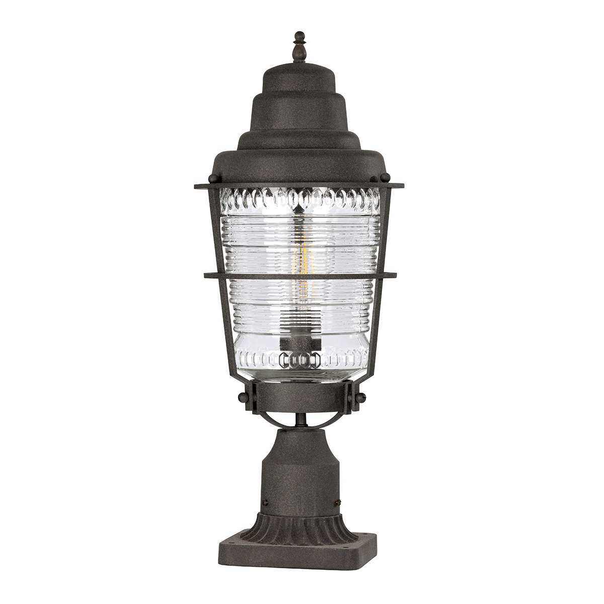 Chance Harbor 50cm Zink från Elstead Lighting - Chance Harbor &auml;r en klassisk och robust portlykta med en design inspirerad av maritim stil.