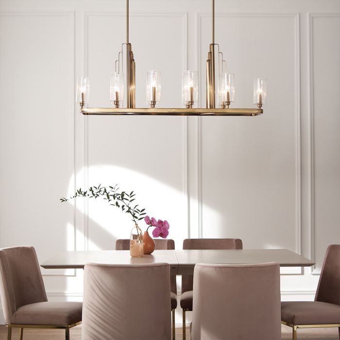 Kimrose 114cm Borstad mässing taklampa från Elstead Lighting - Dess geometriska former st&aring;r i fokus och f&ouml;rst&auml;rks av en elegant finish i borstad m&auml;ssing.