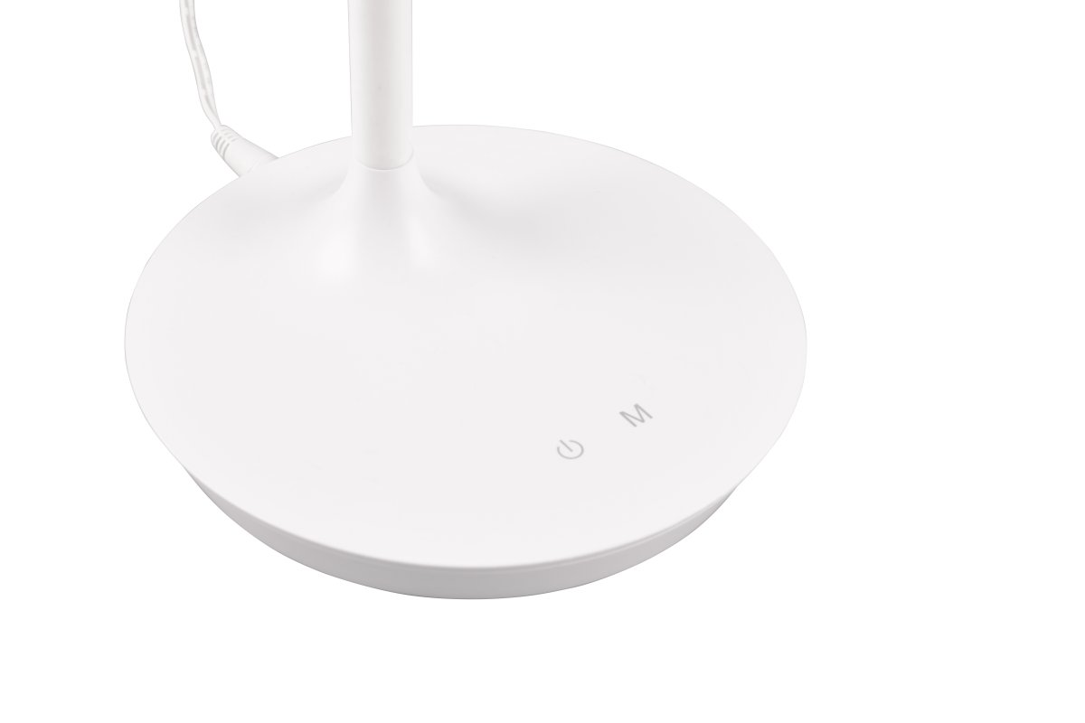 Toro 38cm Vit skrivbordslampa från Trio Lighting - Justeringen av f&auml;rgtemperaturen mellan varmvitt till kallvit ljus &auml;r lika imponerande som den praktiska 4-stegs touch-funktionen p&aring; lampfoten.