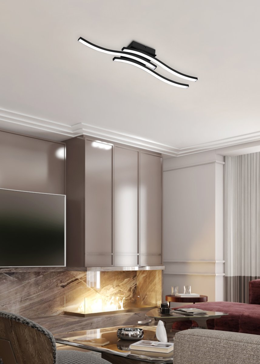 Route 56cm Svart plafond från Trio Lighting - Den tredelade taklampan avger ett starkt varmvitt ljus och &auml;r idealisk f&ouml;r belysning av stora vardagsrum eller k&ouml;k.