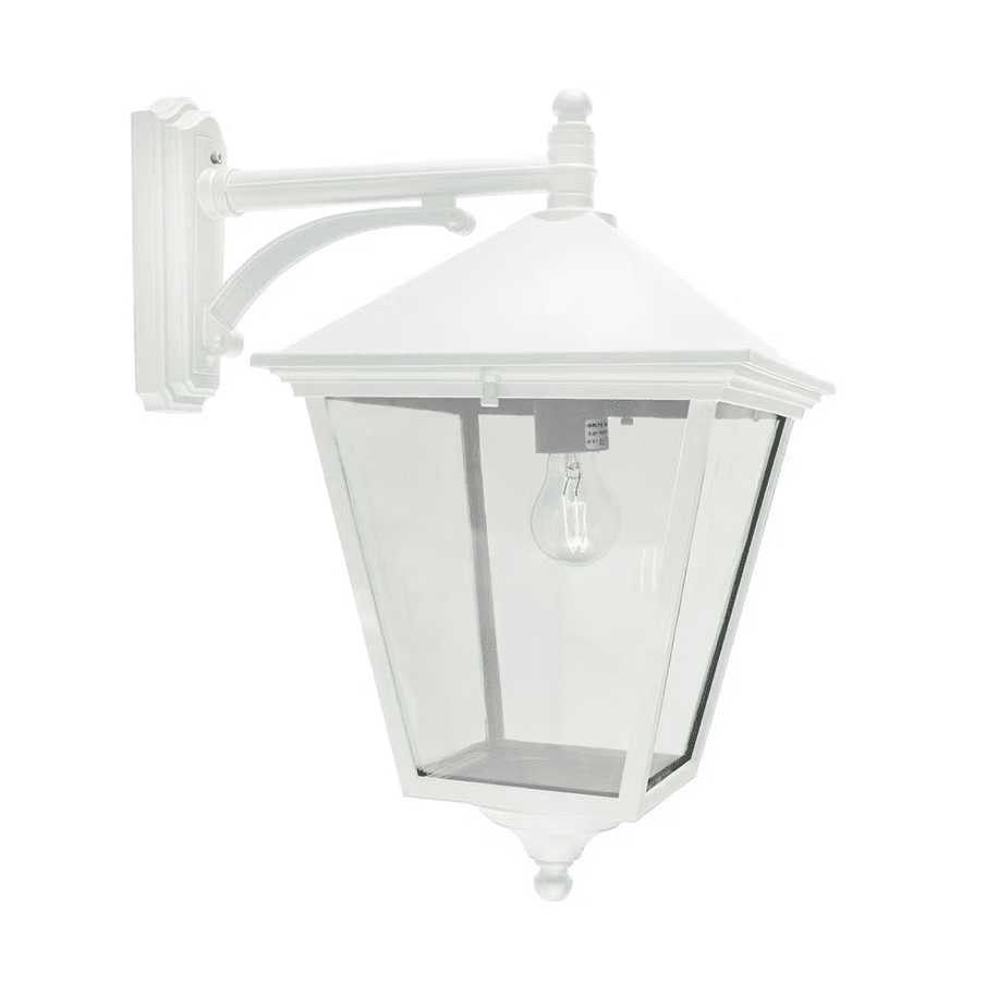 London Big Vit utelampa från Norlys - Med sin traditionella form och rej&auml;la materialval &auml;r den perfekt f&ouml;r att lysa upp entr&eacute;er, tr&auml;dg&aring;rdar eller g&aring;ngv&auml;gar med ett behagligt och klart ljus.