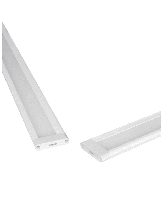 Slim Sensor 55cm 2-pack Vit från Ledvance - I detta 2-pack mef&ouml;ljer 2st armaturer och en mittkoppling f&ouml;r att f&auml;sta de i varandra.