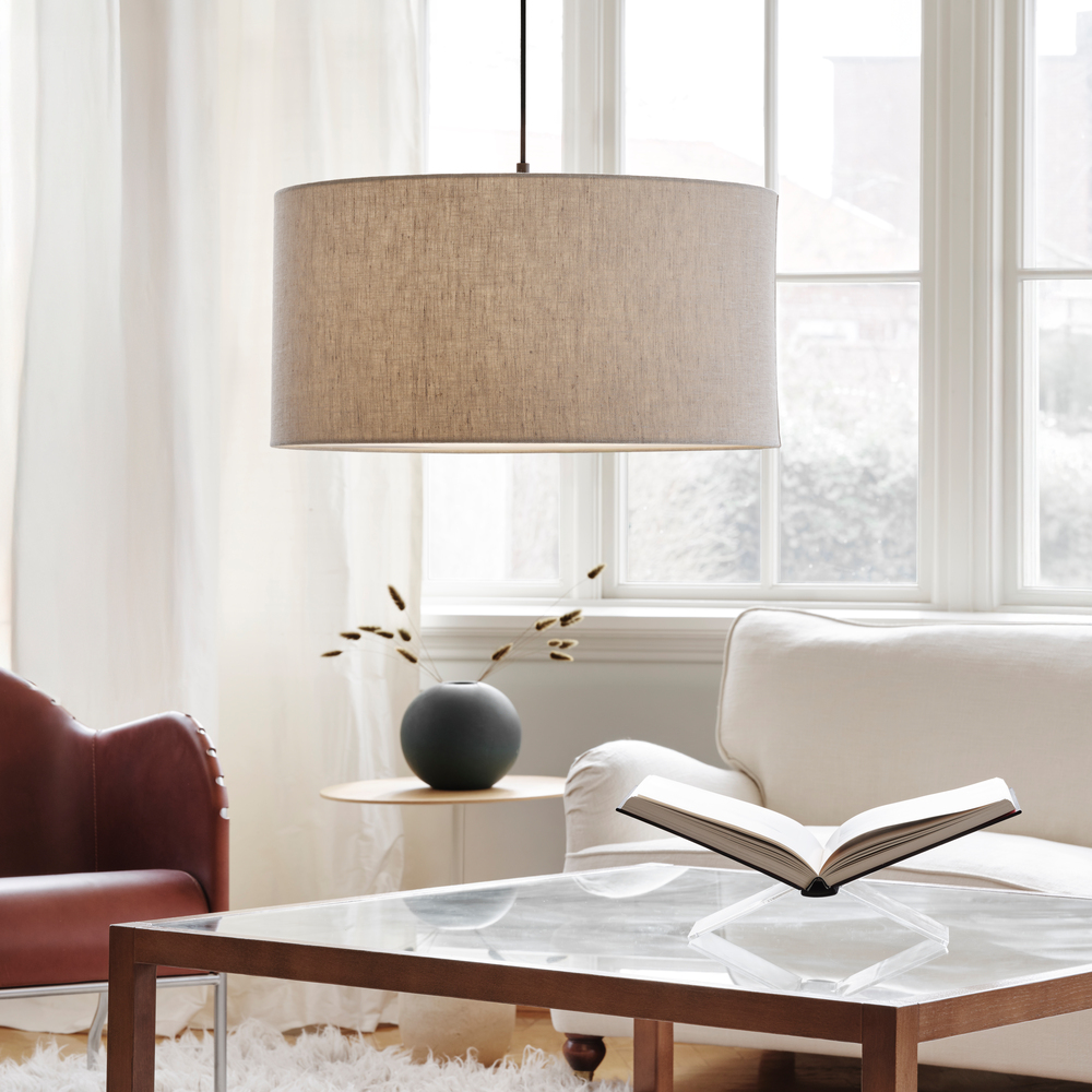 Soft Ø60 Natur/brons taklampa från Belid - Soft pendel &auml;r en stilren lampa med en klassisk, rundad form och ett mjukt uttryck.