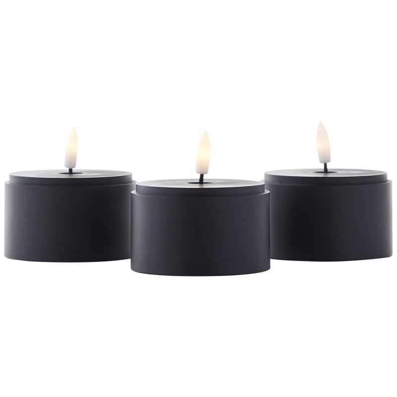 Bougie 3-pack Svart/Rökfärgad från Brilliant - Bougie LED-ljus i 3-pack &auml;r en stilfull belysningsl&ouml;sning som skapar en varm och mysig atmosf&auml;r b&aring;de inne och ute.